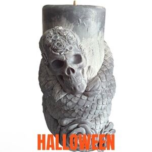 Autumn Scent Gray Skull Candle - Halloween Decor Handmade